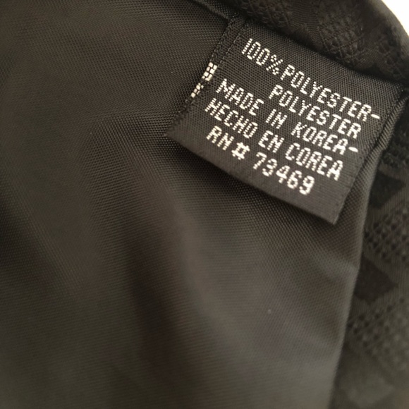 Vintage Disney Winnie the Pooh Neck Tie - Picture 2 of 4